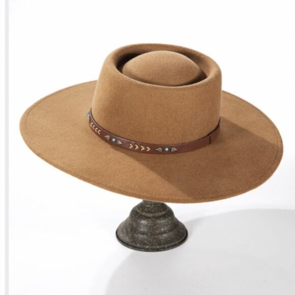 Navajo Inspired Bohemian Wool Boater Hat in BLACK - Picture 9 of 16